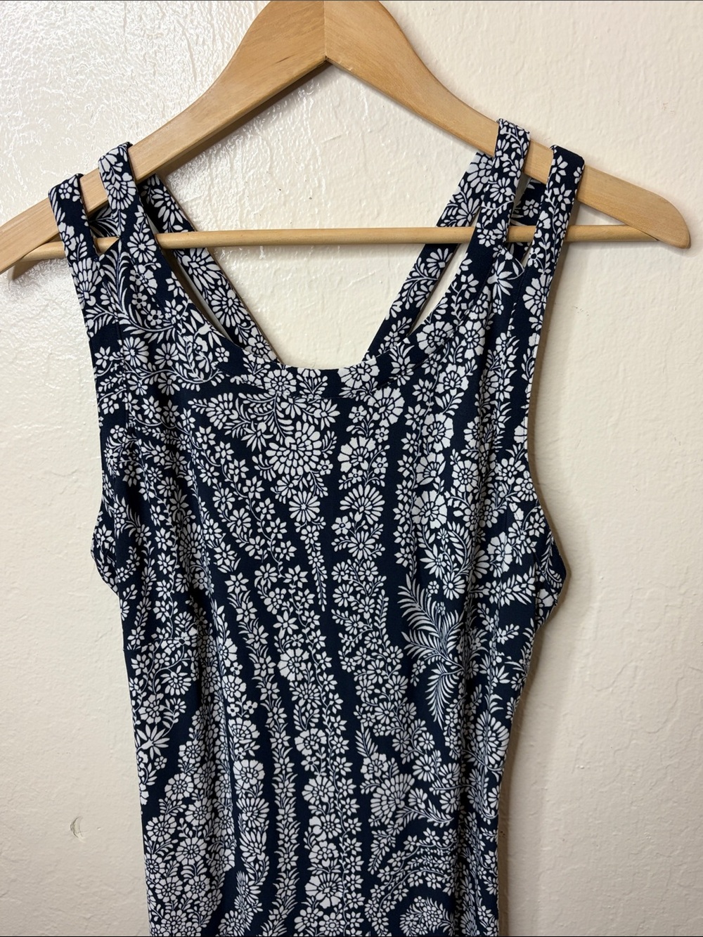 Tommy Hilfiger Navy Blue and White Paisley Halter Maxi Dress 8 - Picture 10 of 15